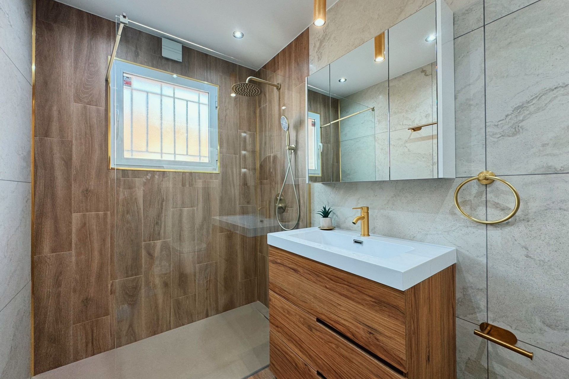 Reventa - Town House -
Ciudad Quesada - Costa Blanca