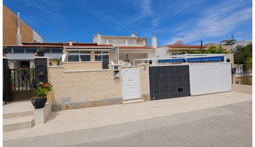 Reventa - Town House -
Ciudad Quesada - Costa Blanca