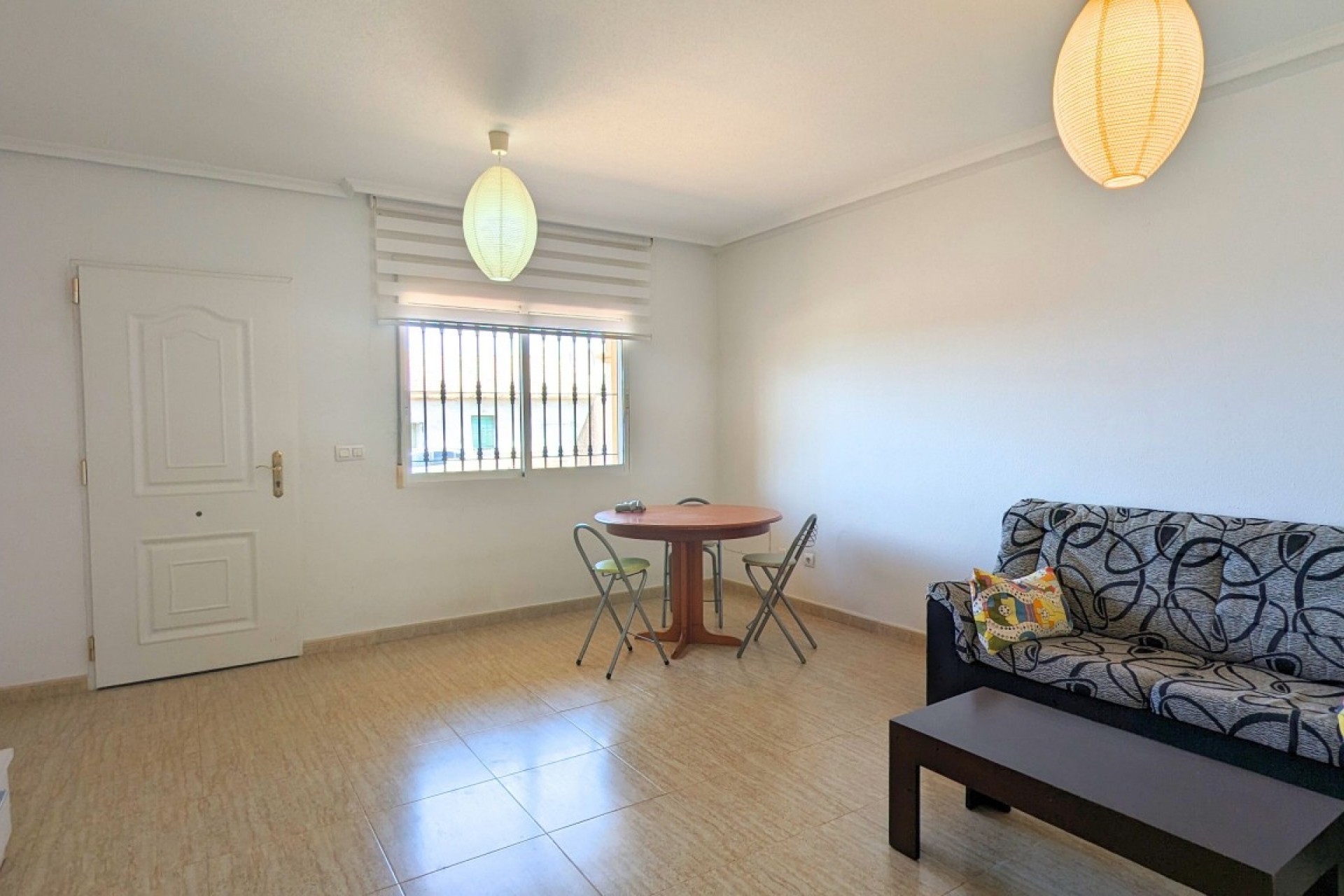 Reventa - Town House -
Daya Nueva - Costa Blanca