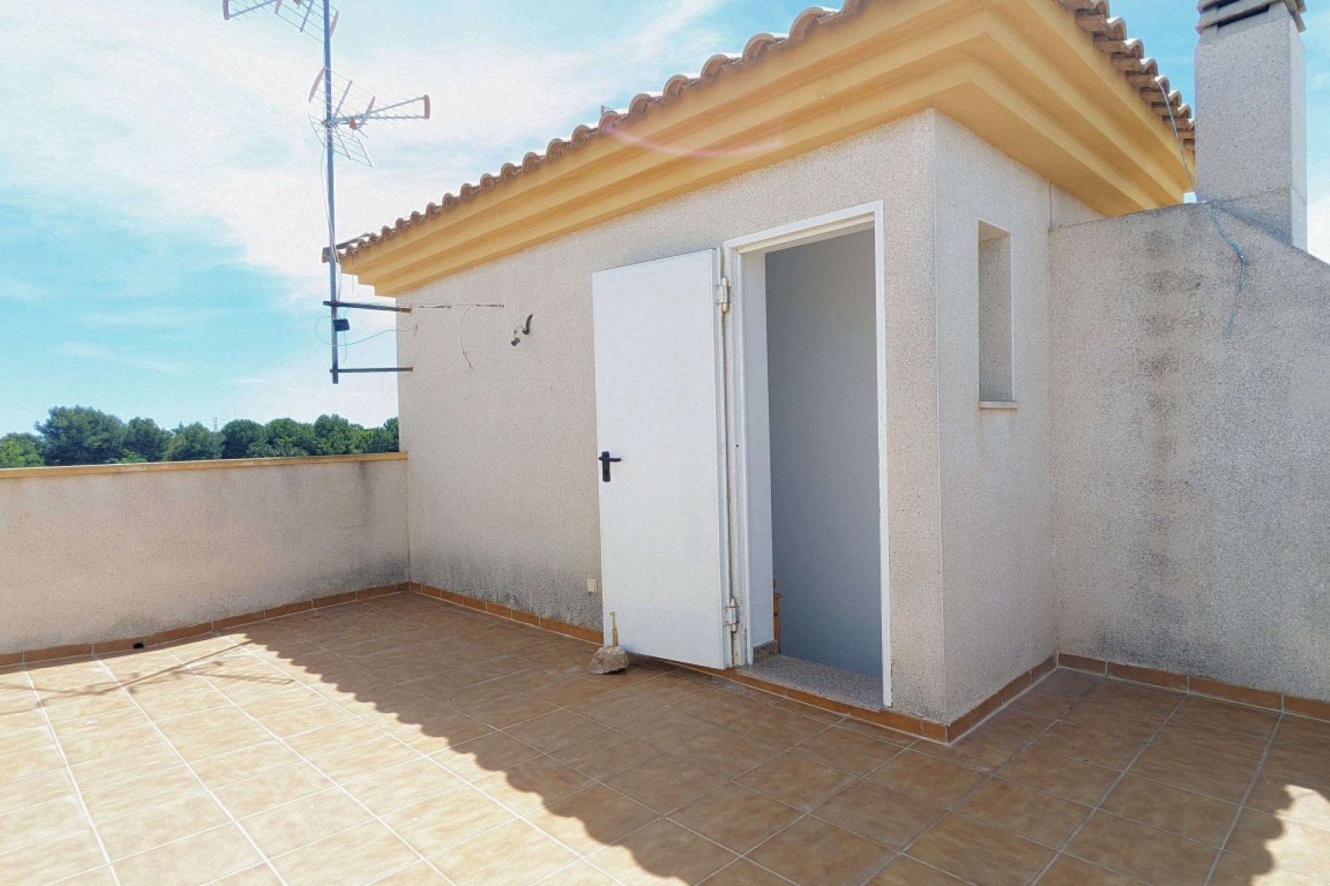 Reventa - Town House -
Daya Nueva - Costa Blanca