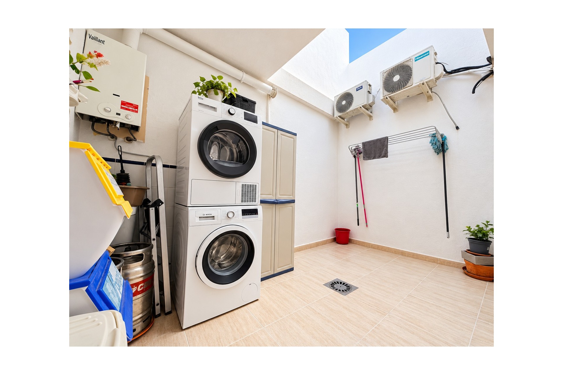 Reventa - Town House -
Daya Nueva - Costa Blanca