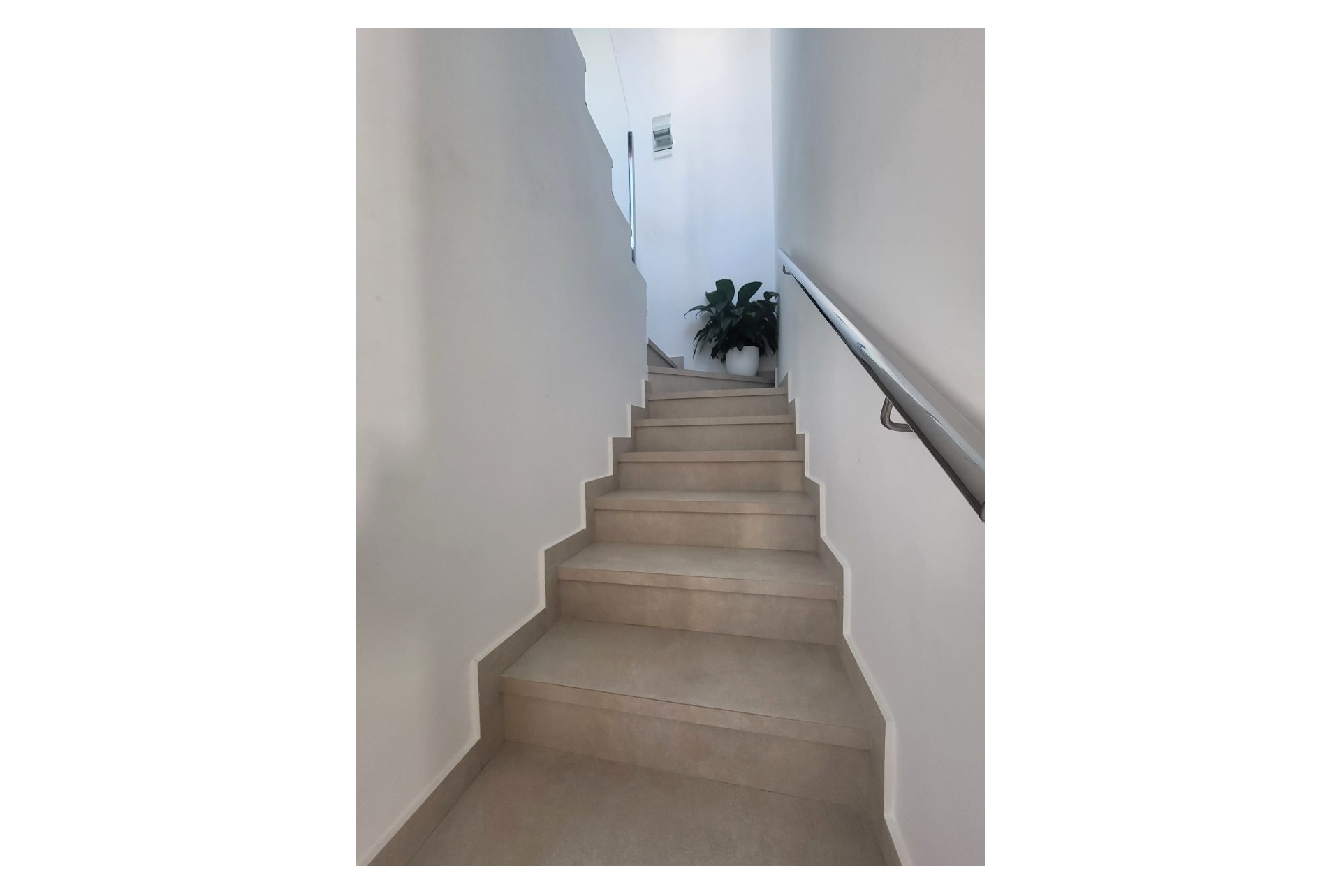 Reventa - Town House -
Daya Vieja - Costa Blanca