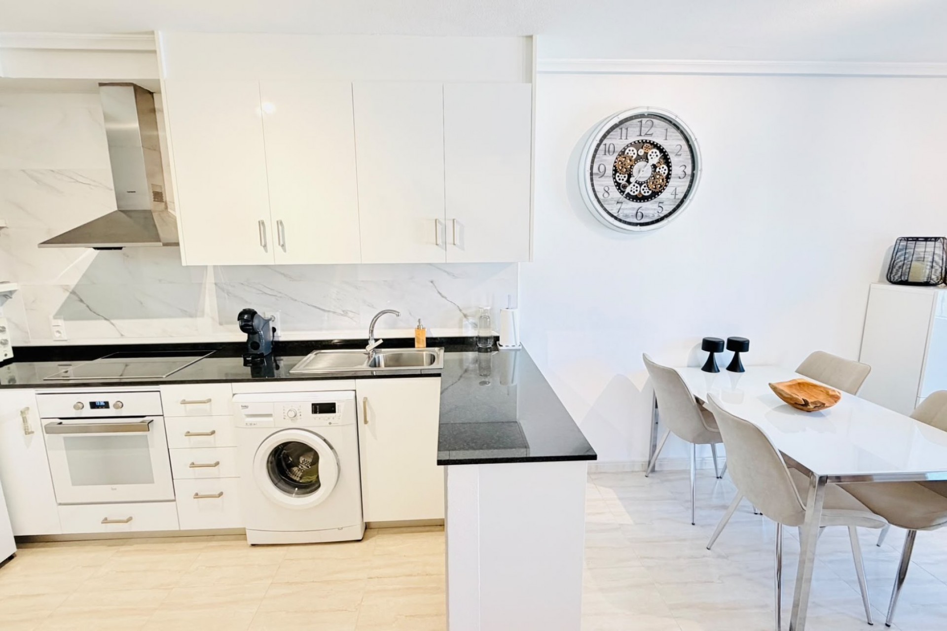 Reventa - Town House -
Daya Vieja - Costa Blanca