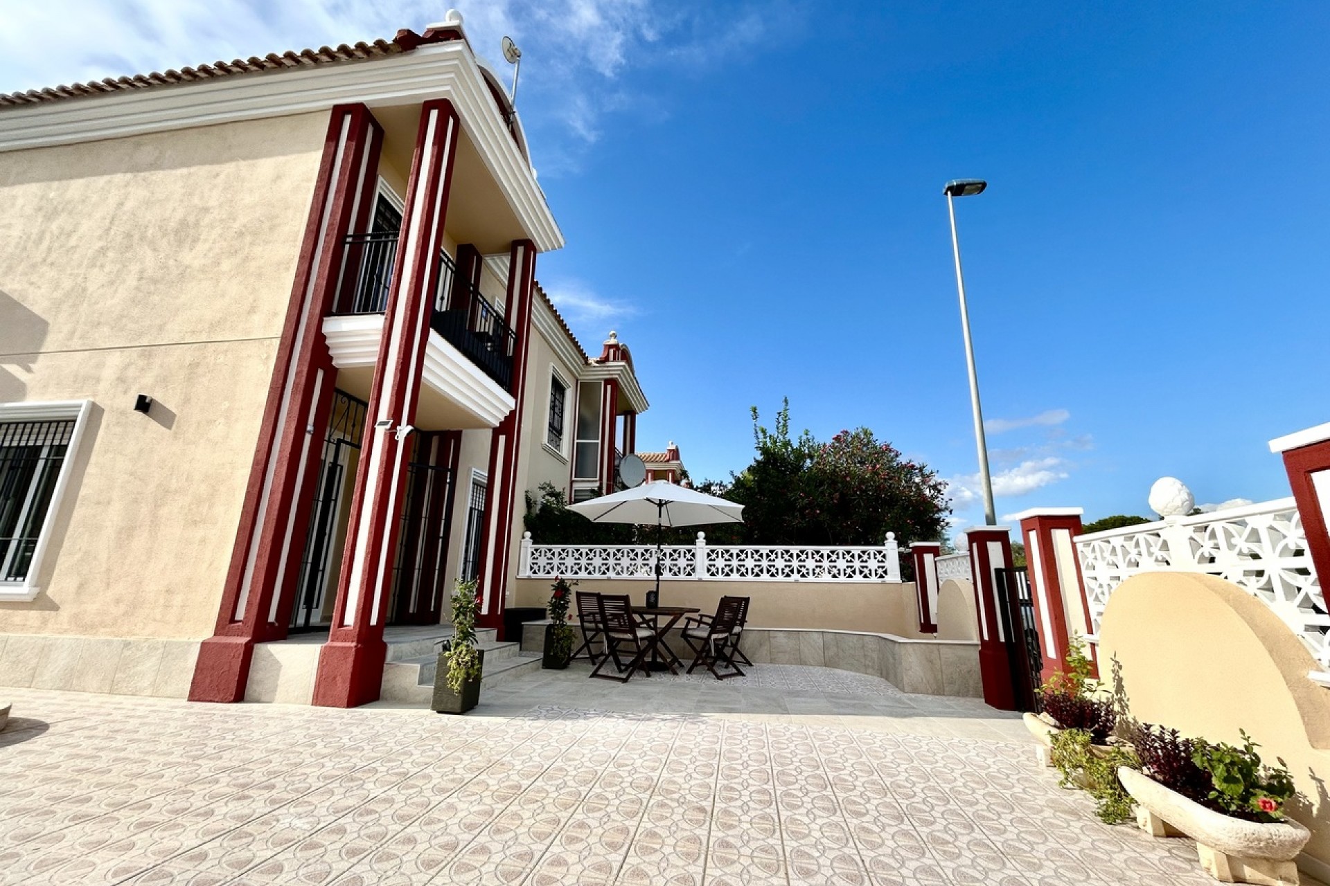 Reventa - Town House -
Dehesa de Campoamor - Costa Blanca