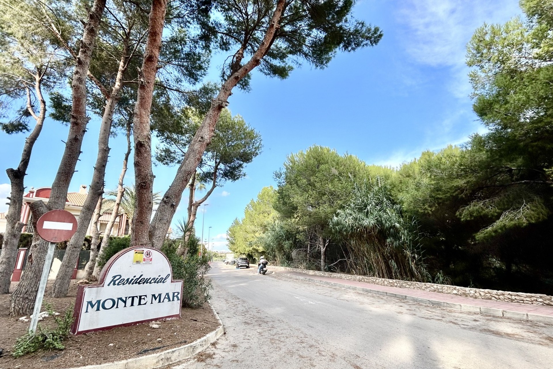 Reventa - Town House -
Dehesa de Campoamor - Costa Blanca