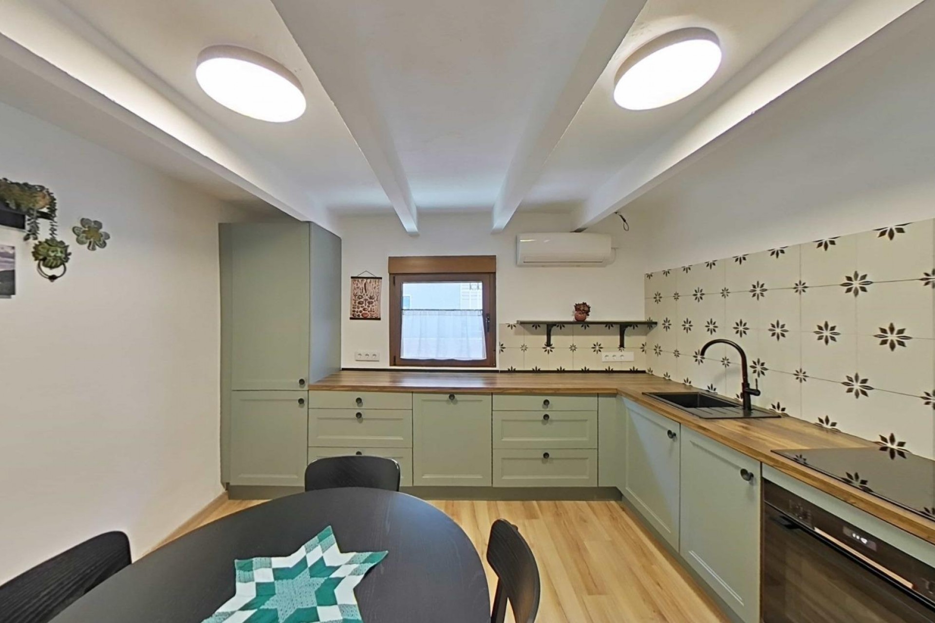 Reventa - Town House -
Formentera del Segura - Centro