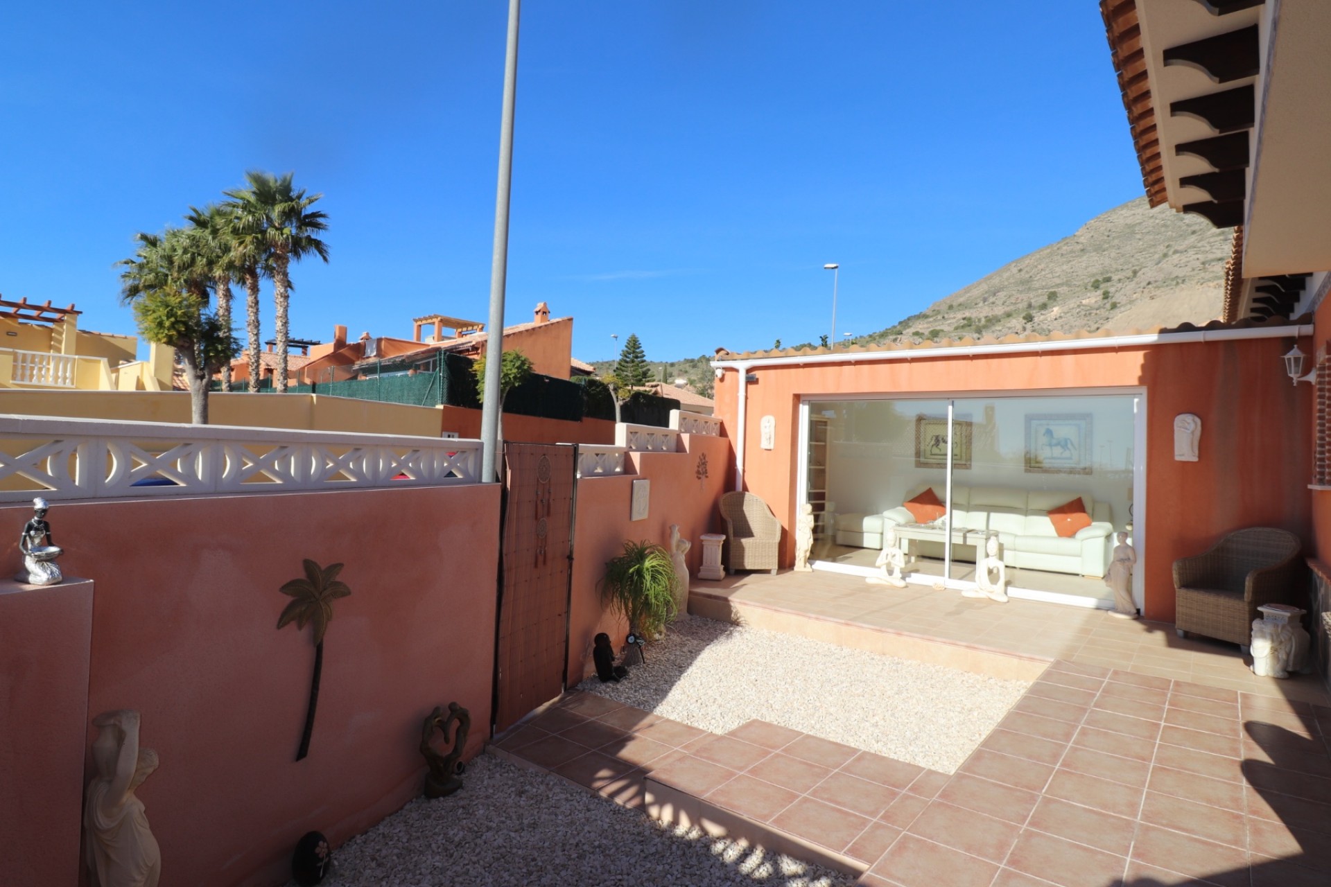 Reventa - Town House -
Fortuna - Inland