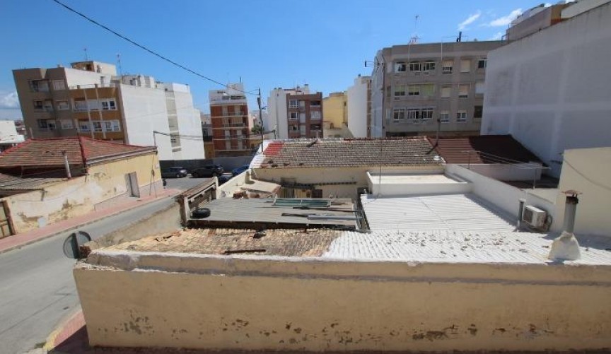 Reventa - Town House -
Guardamar del Segura - Centro