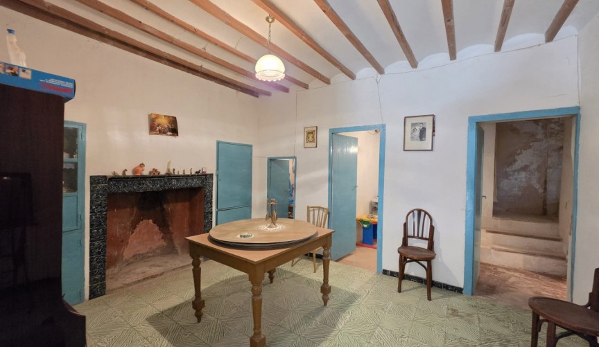 Reventa - Town House -
Hondón de las Nieves - Inland