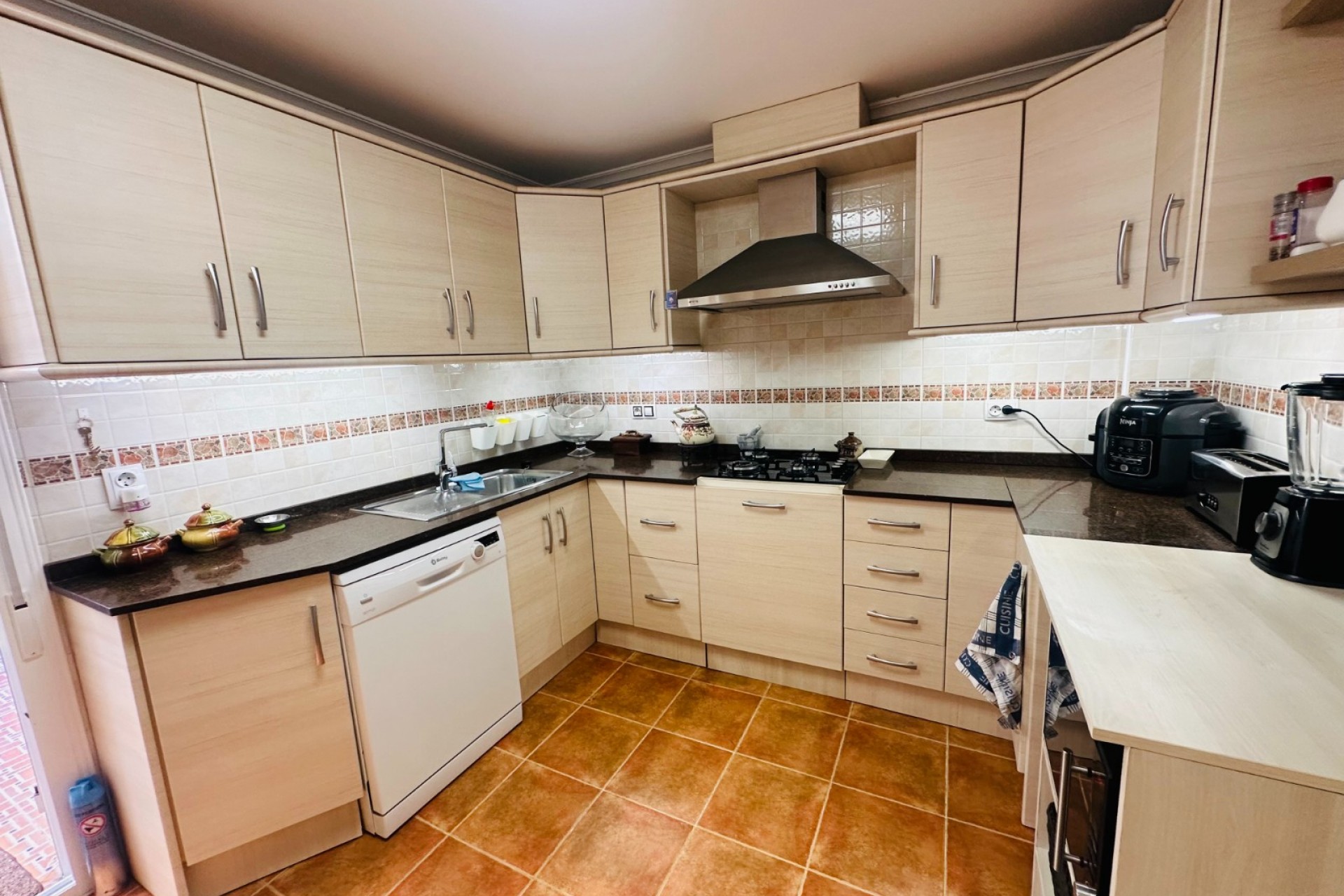 Reventa - Town House -
Jacarilla - Inland