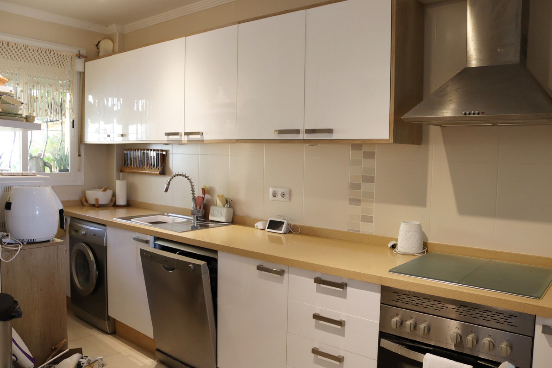 Reventa - Town House -
Jalón - Inland