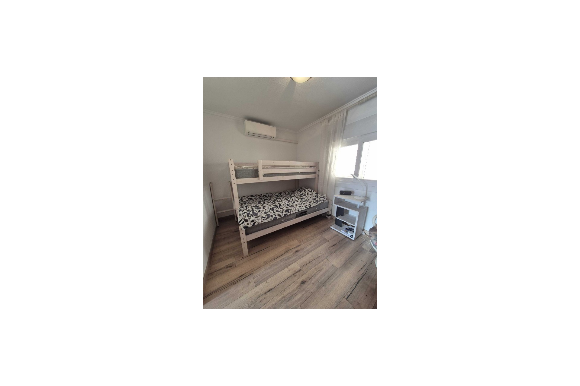 Reventa - Town House -
La Rosaleda - Inland