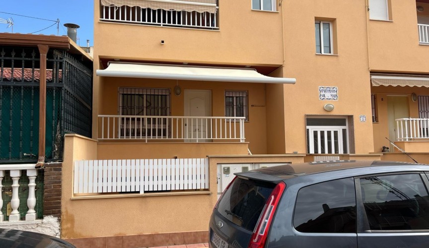 Reventa - Town House -
Lo Pagan - La Puntica