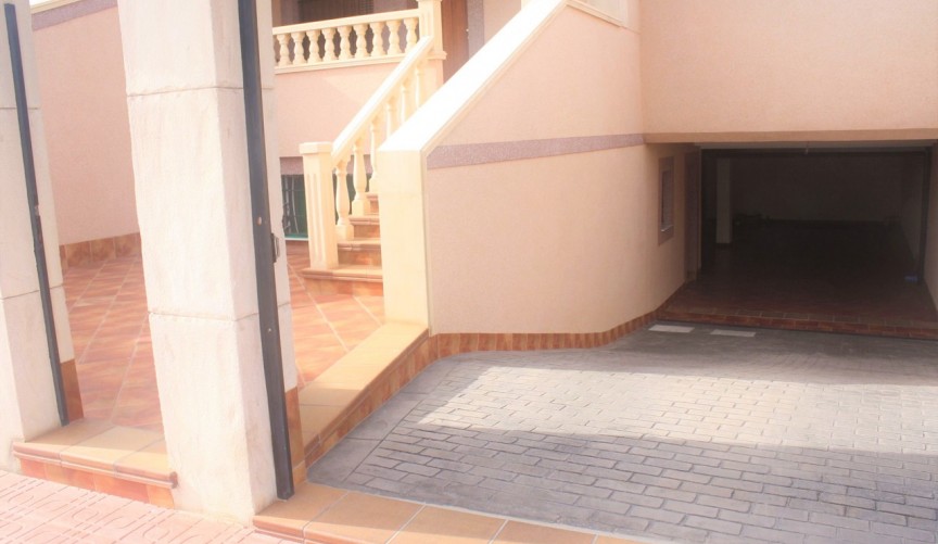 Reventa - Town House -
Los Altos - Costa Blanca