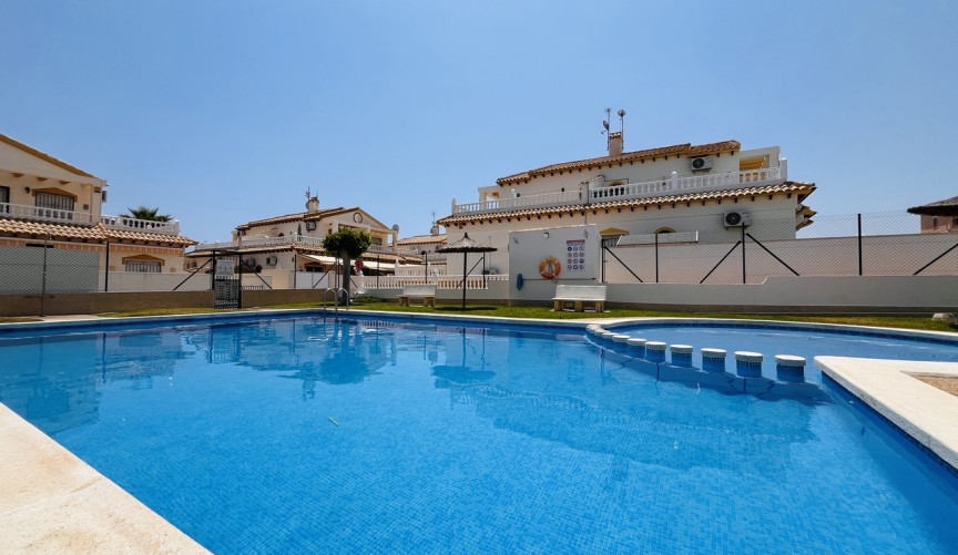 Reventa - Town House -
Los Altos - Costa Blanca