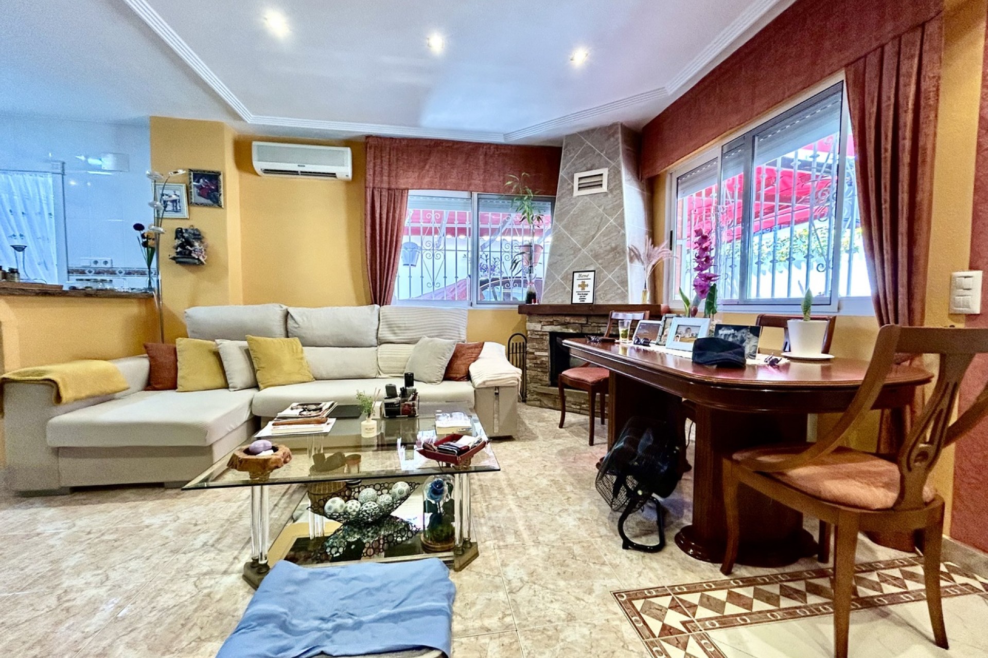 Reventa - Town House -
Los Altos - Costa Blanca