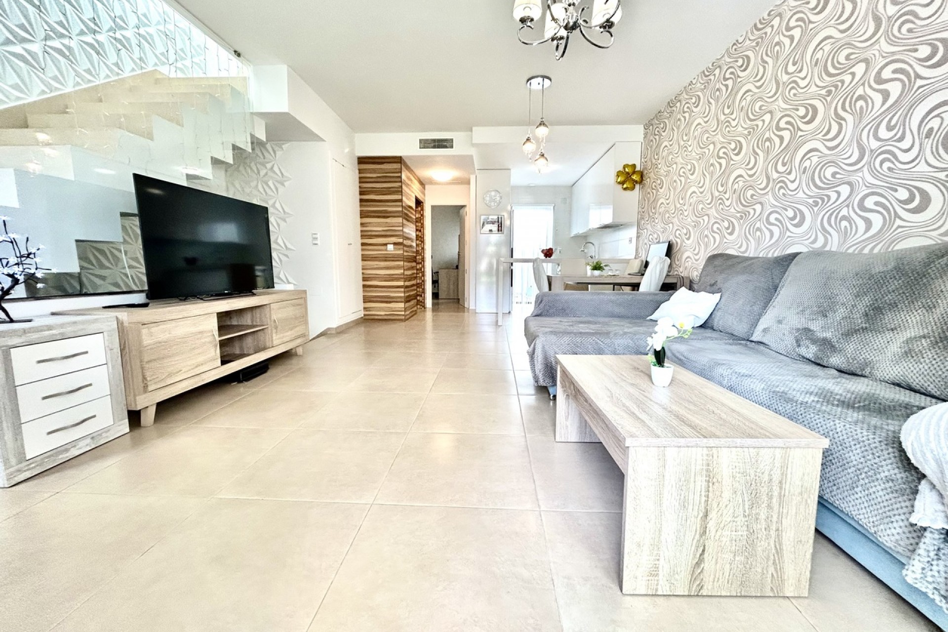 Reventa - Town House -
Los Dolses - Inland