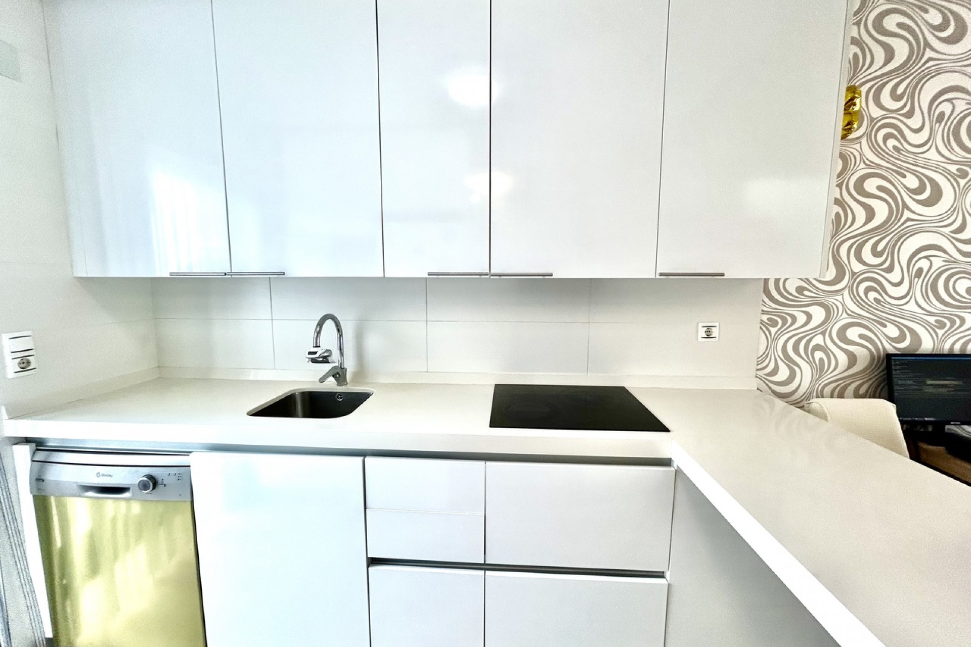 Reventa - Town House -
Los Dolses - Inland