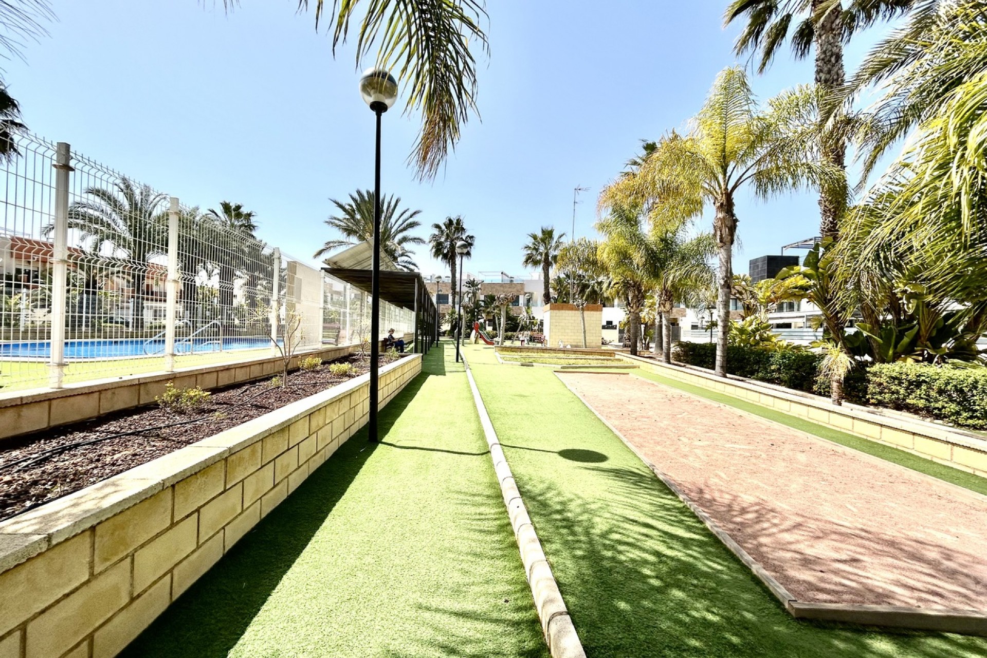 Reventa - Town House -
Los Dolses - Inland