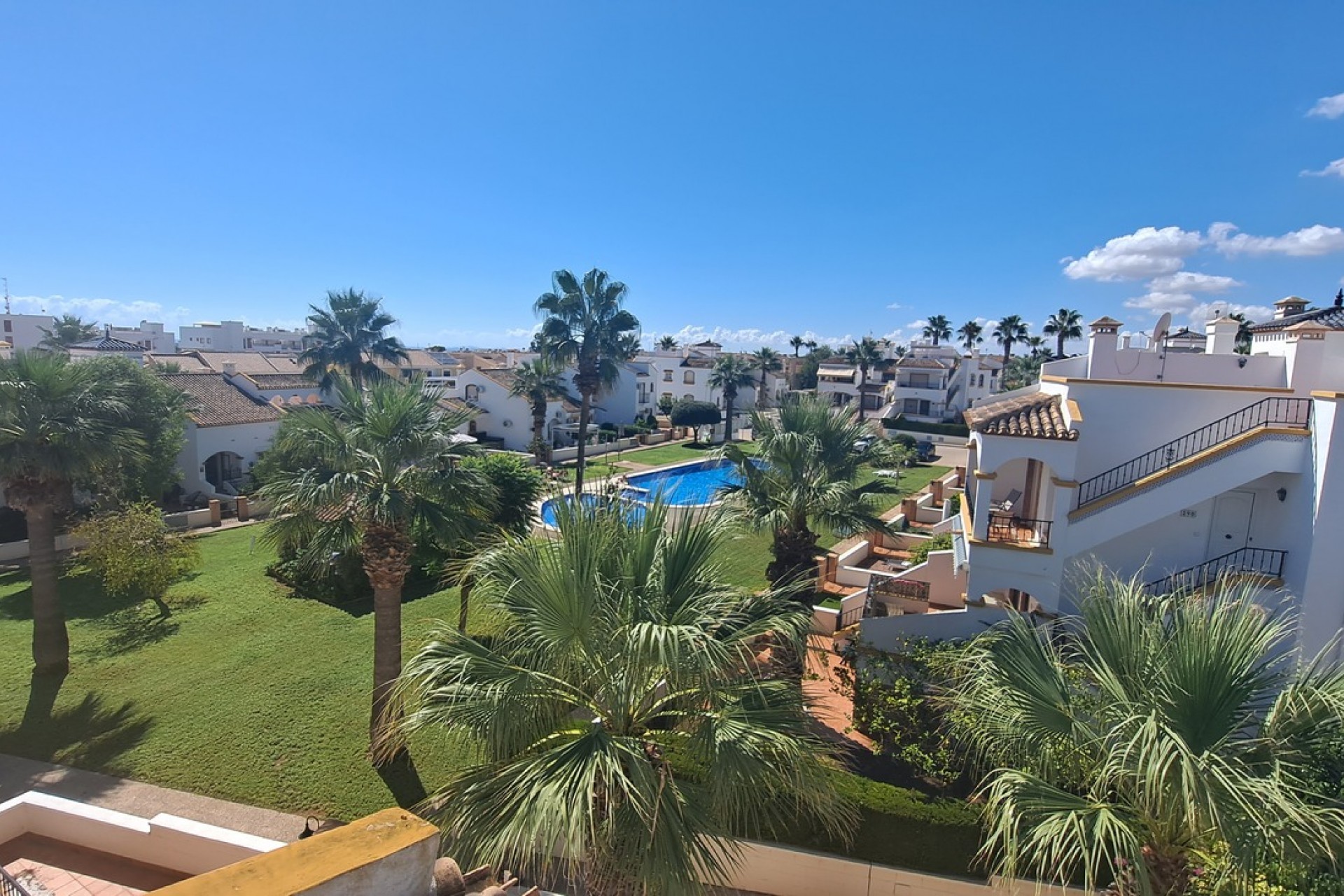 Reventa - Town House -
Los Dolses - Inland