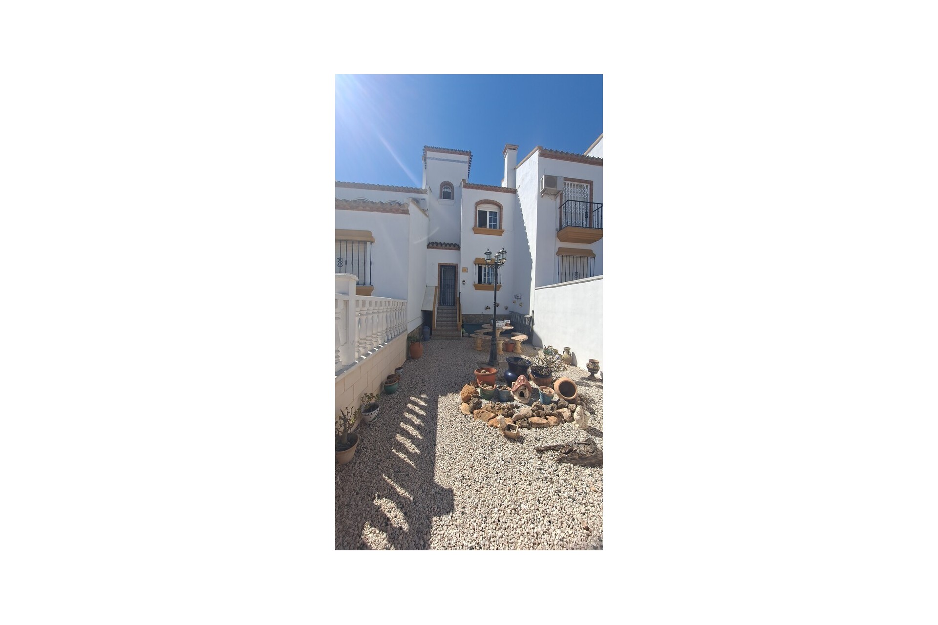 Reventa - Town House -
Los Dolses - Inland