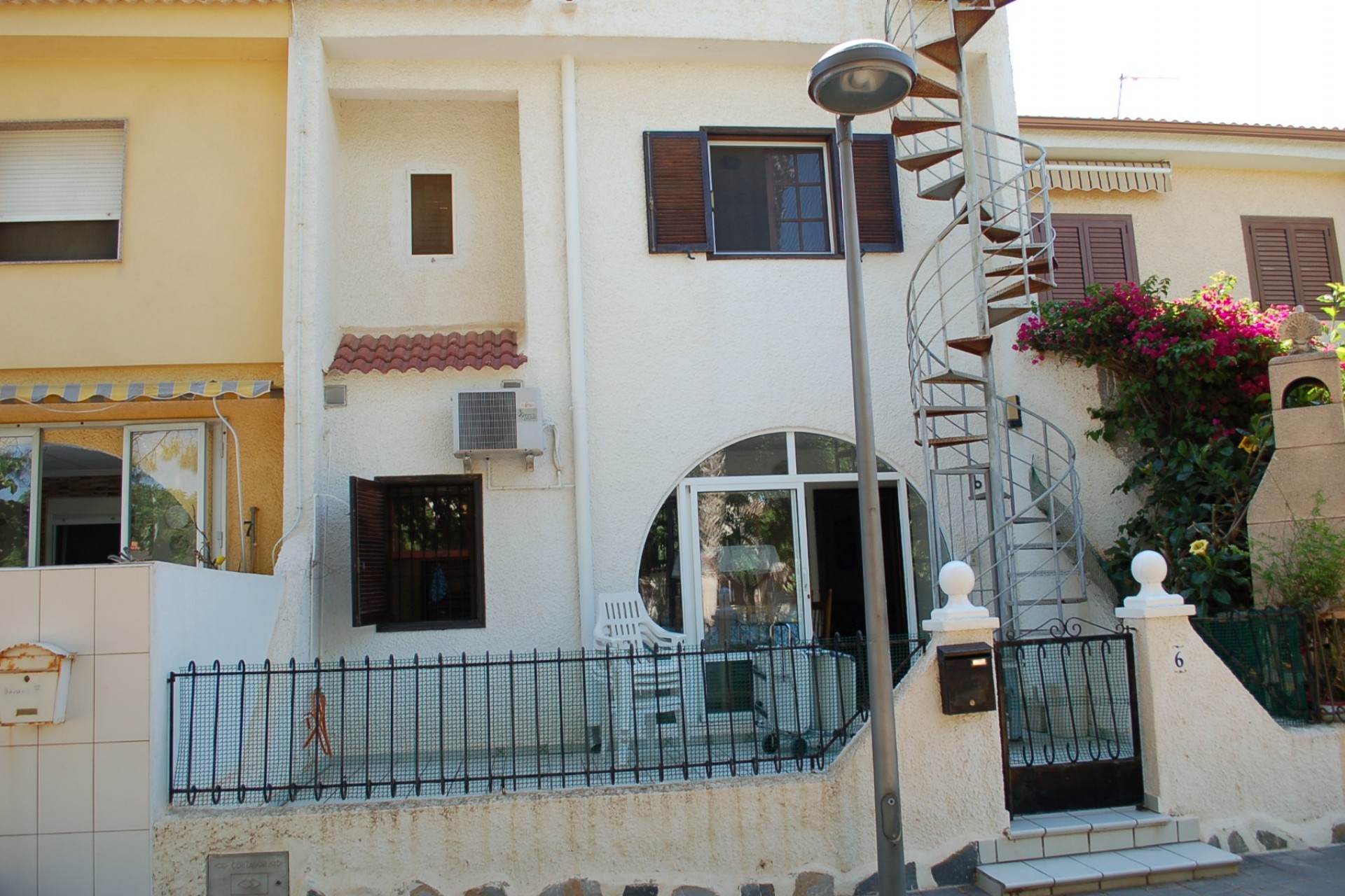 Reventa - Town House -
Mil Palmeras - Costa Blanca