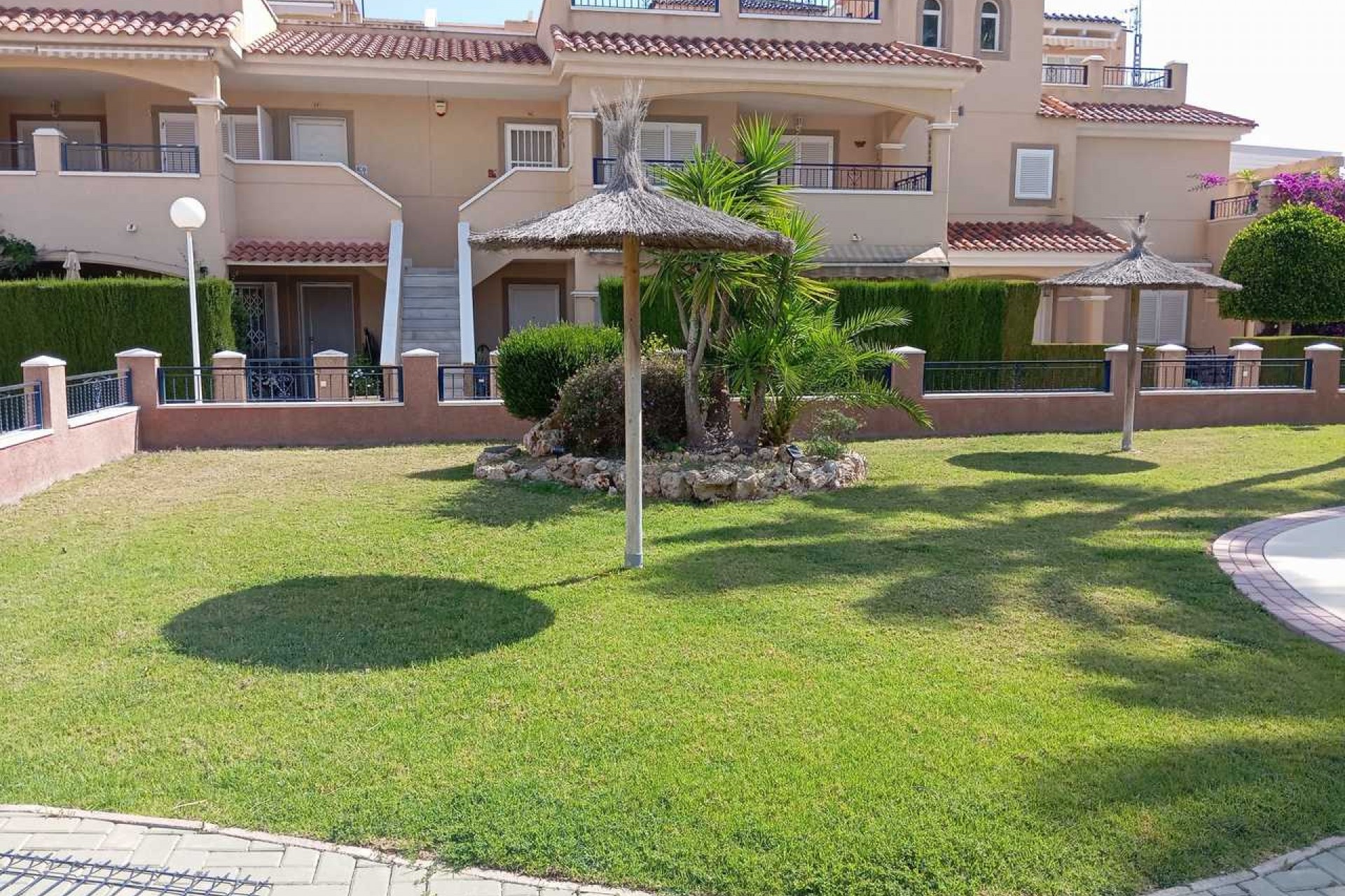 Reventa - Town House -
Mil Palmeras - Costa Blanca