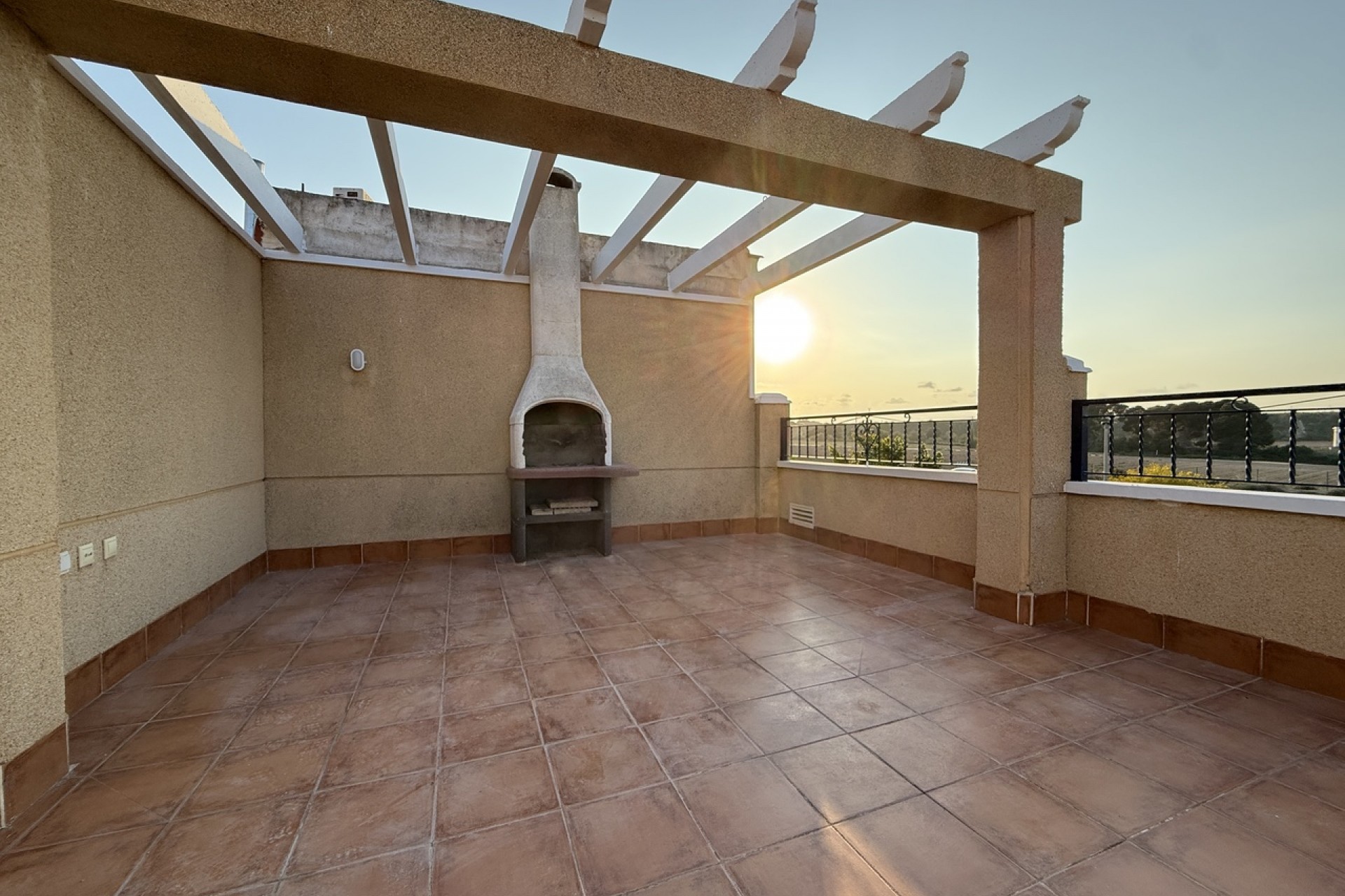 Reventa - Town House -
Mil Palmeras - Costa Blanca
