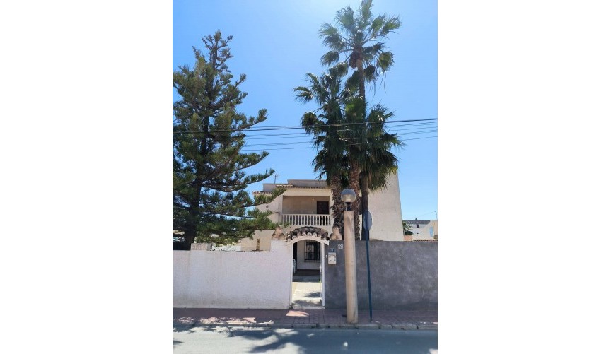 Reventa - Town House -
Orihuela Costa - Cabo Roig