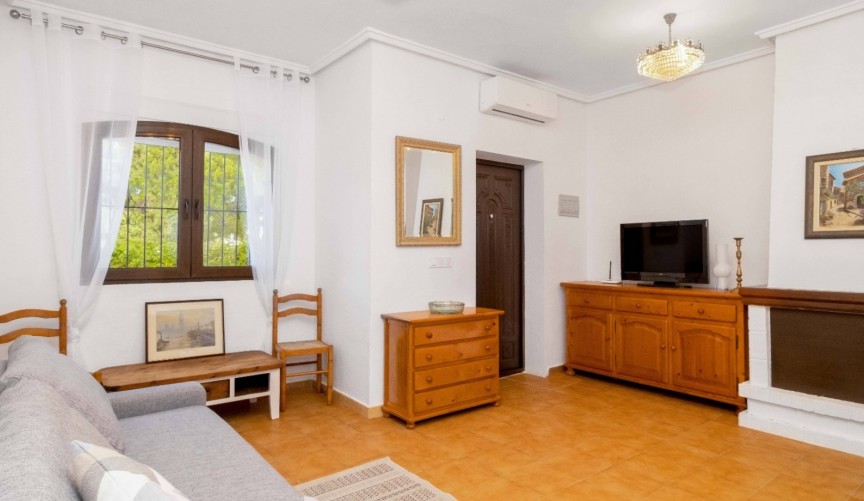 Reventa - Town House -
Orihuela Costa - Costa Blanca