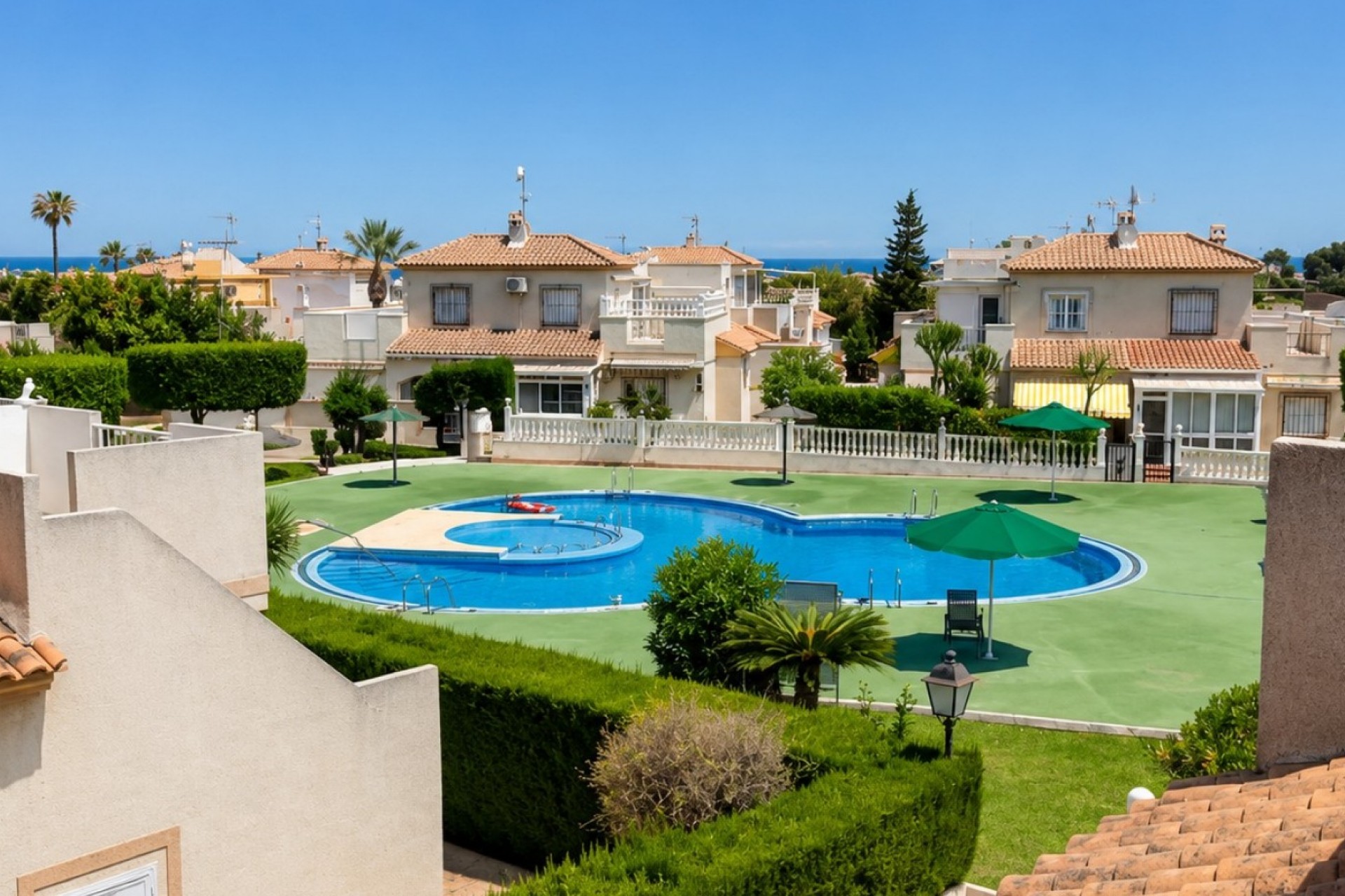 Reventa - Town House -
Orihuela Costa - Costa Blanca