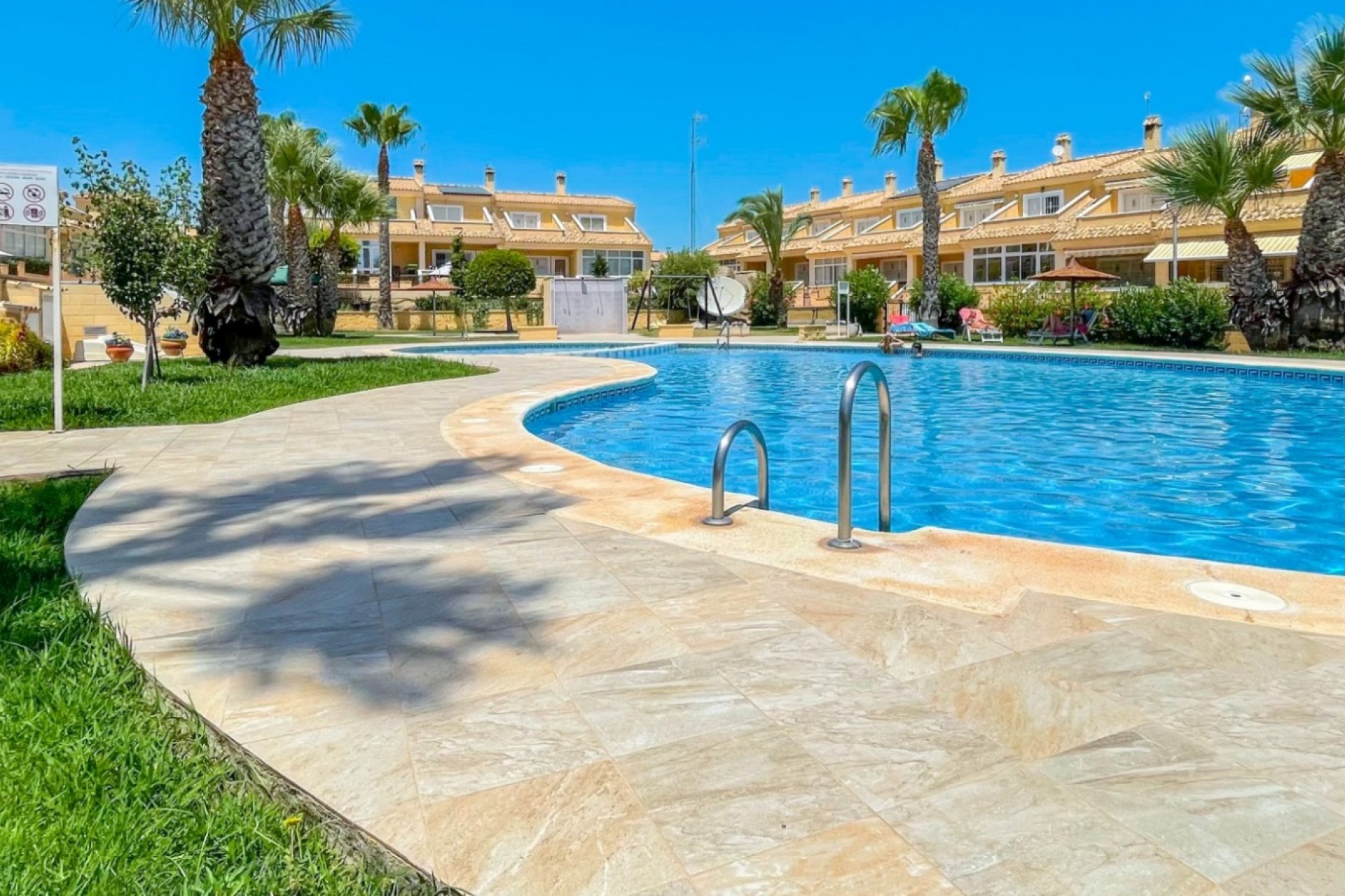 Reventa - Town House -
Orihuela Costa - Costa Blanca