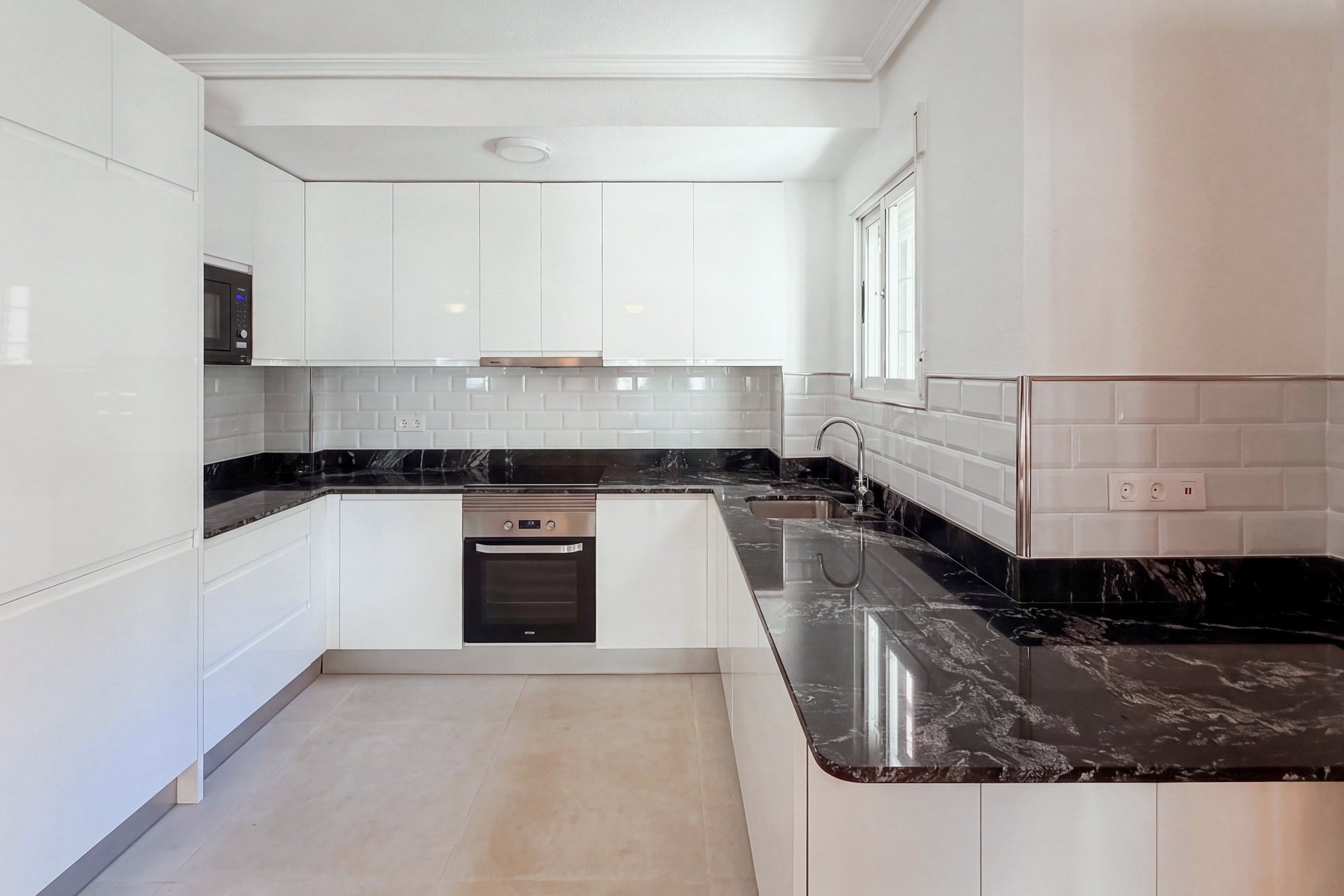 Reventa - Town House -
Orihuela Costa - Costa Blanca