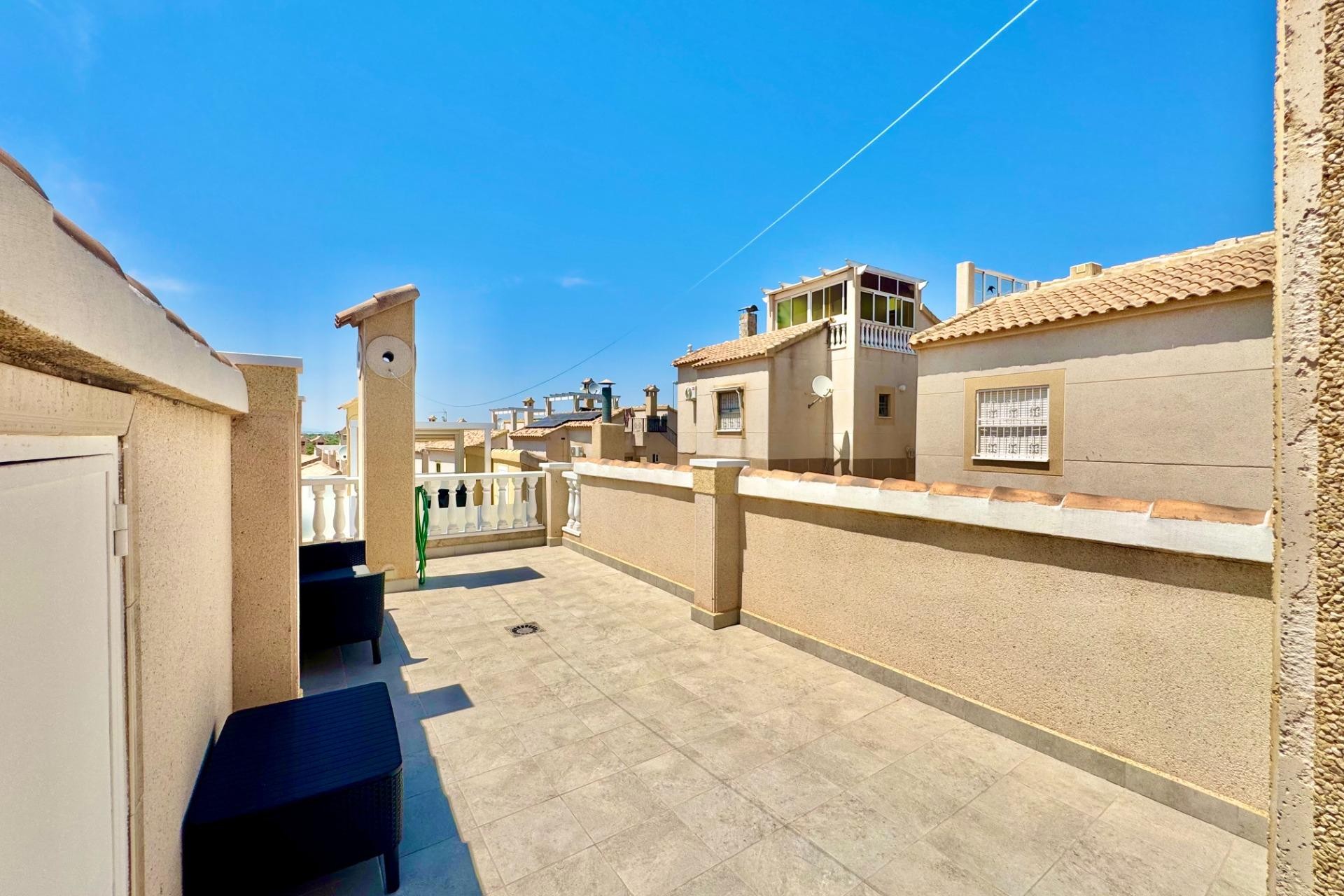 Reventa - Town House -
Orihuela Costa - La Florida