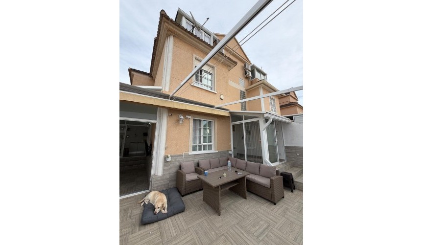 Reventa - Town House -
Orihuela Costa - La Zenia