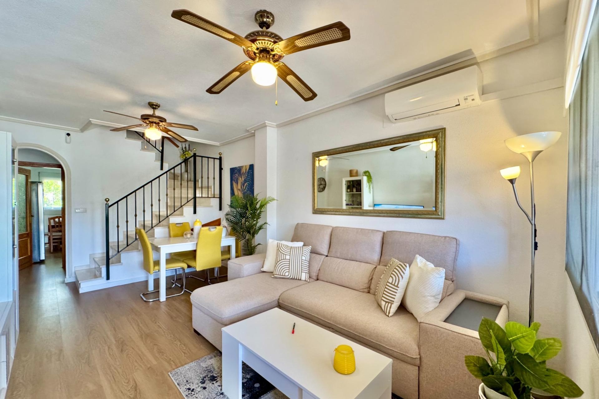 Reventa - Town House -
Orihuela Costa - Las Filipinas