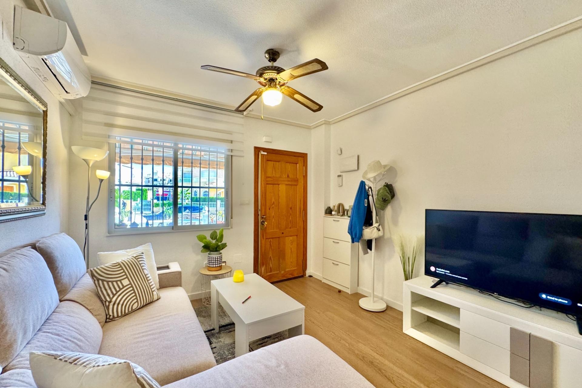 Reventa - Town House -
Orihuela Costa - Las Filipinas