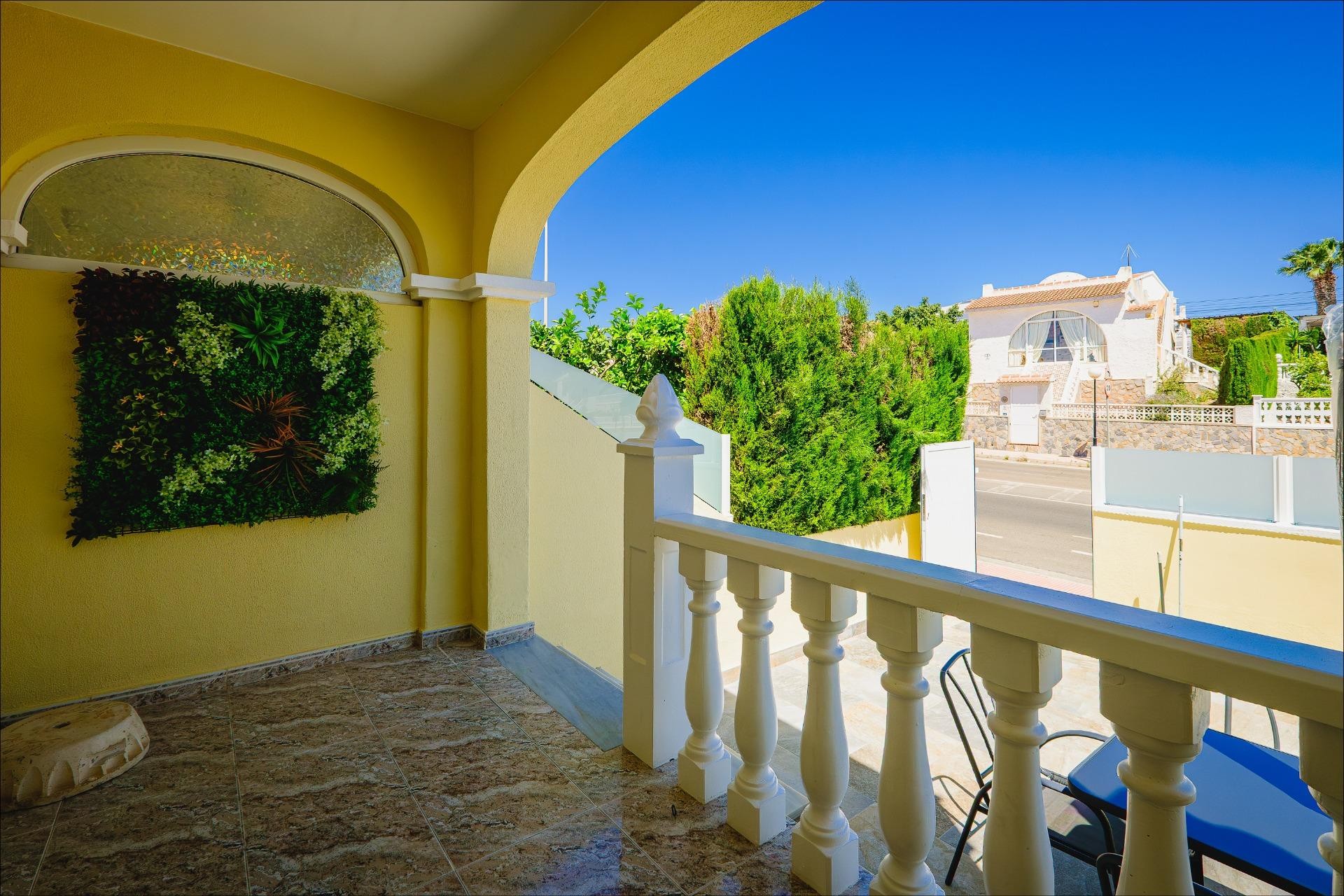 Reventa - Town House -
Orihuela Costa - Las Filipinas