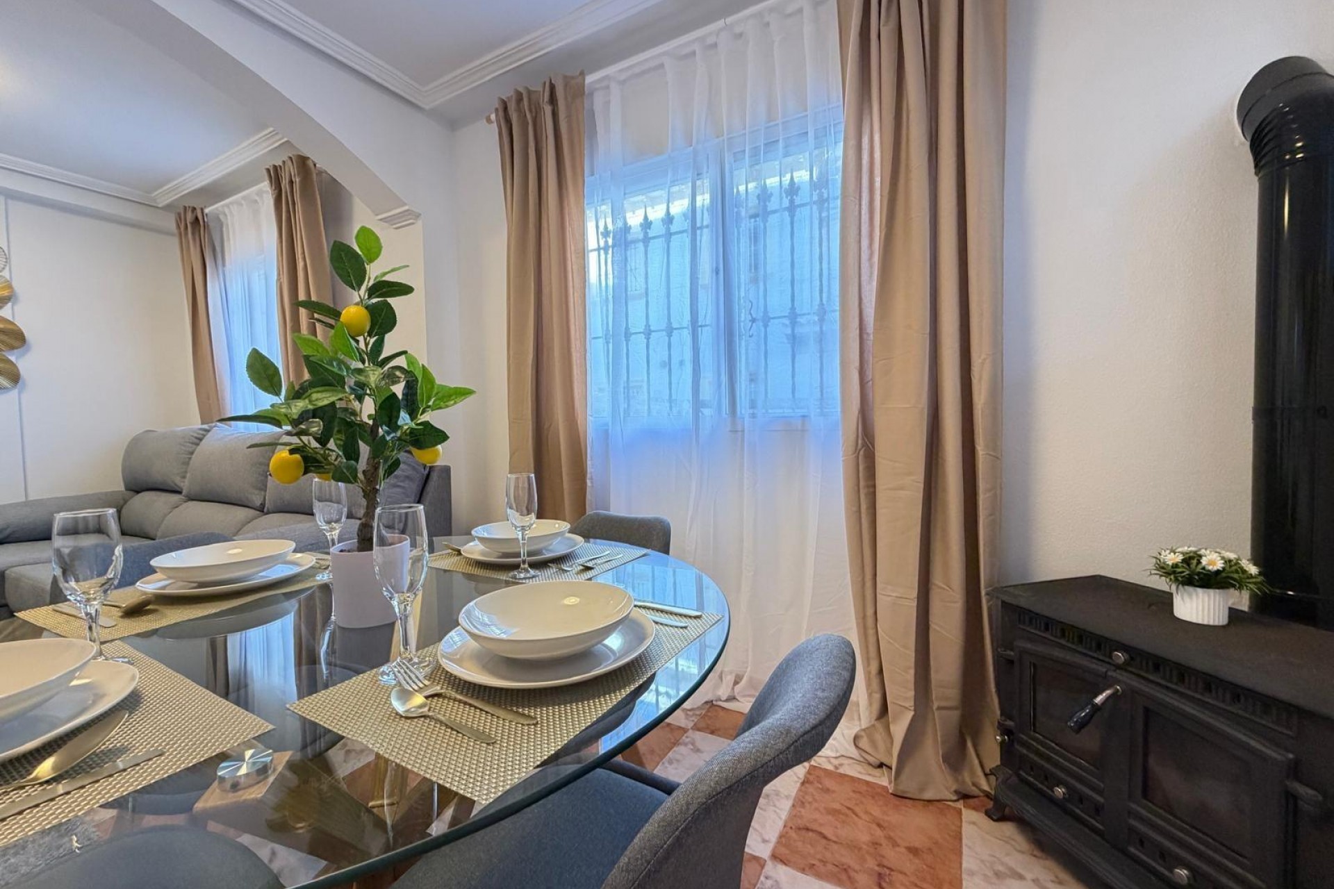 Reventa - Town House -
Orihuela Costa - Las Filipinas