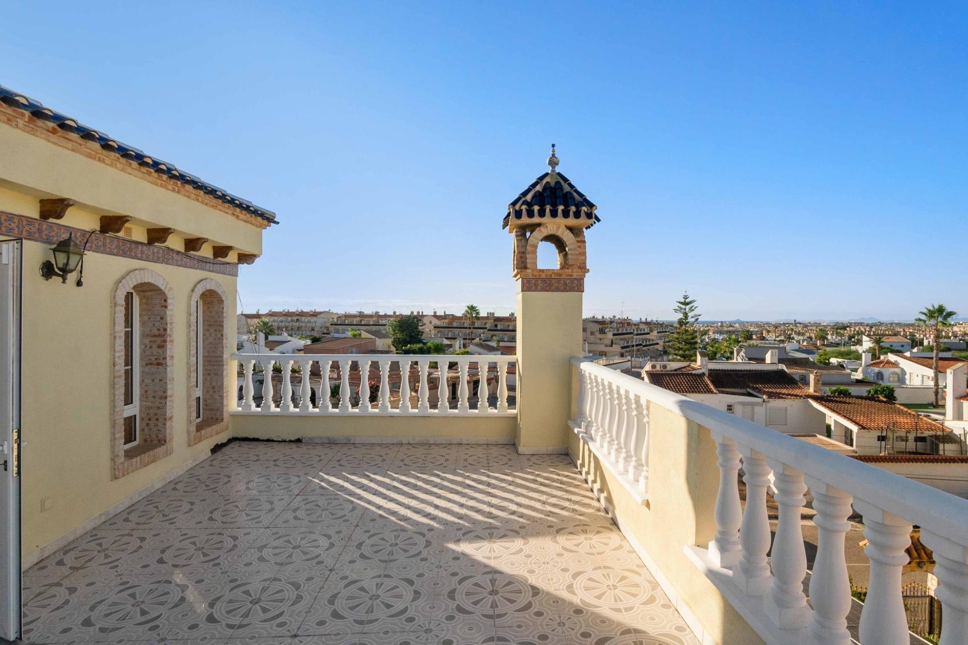 Reventa - Town House -
Orihuela Costa - Los Almendros-la Florida