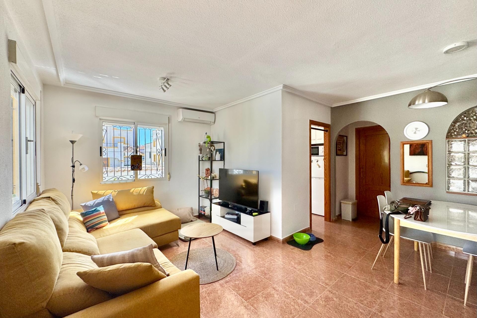 Reventa - Town House -
Orihuela Costa - Los Altos