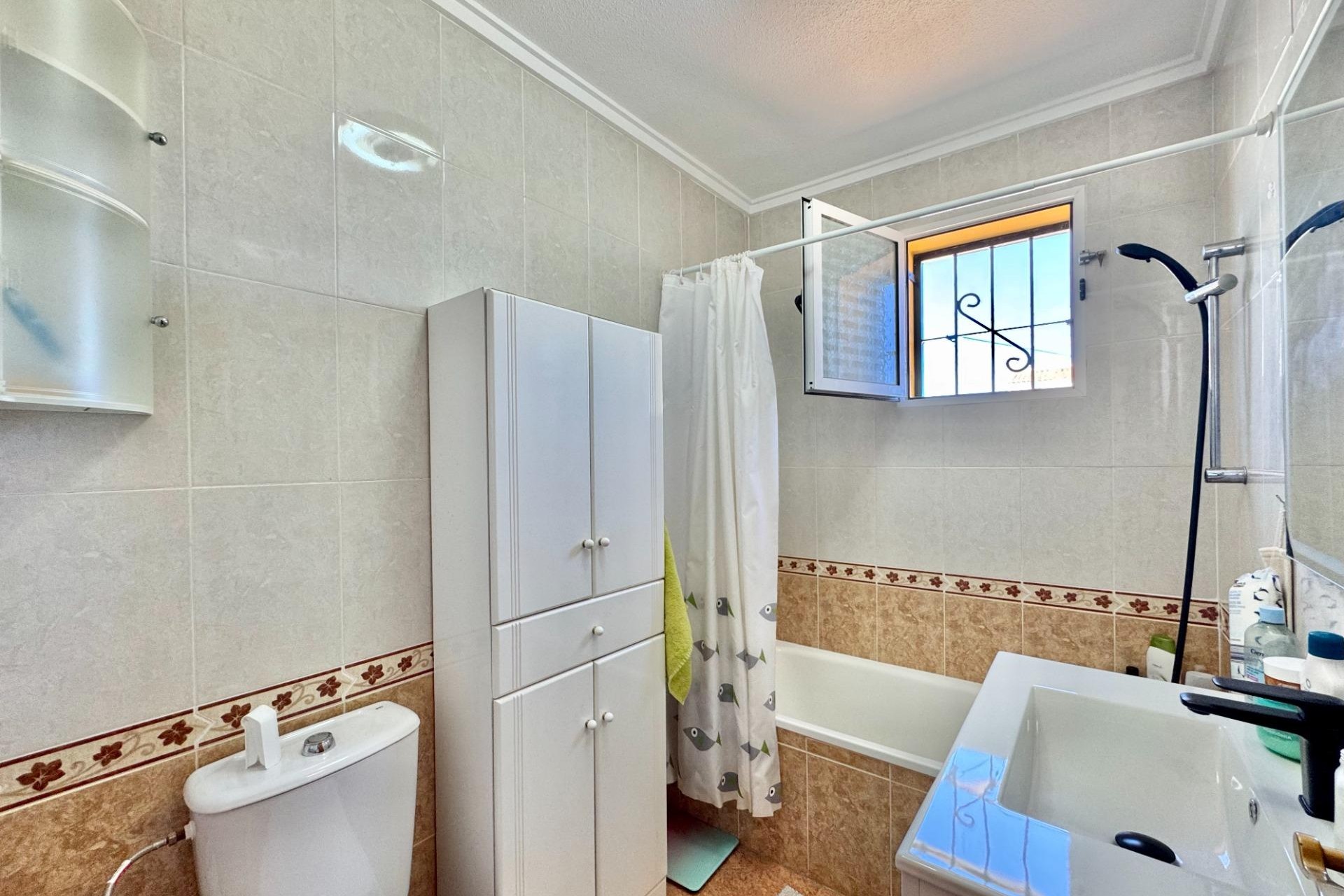 Reventa - Town House -
Orihuela Costa - Los Altos