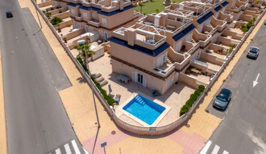 Reventa - Town House -
Orihuela - Inland