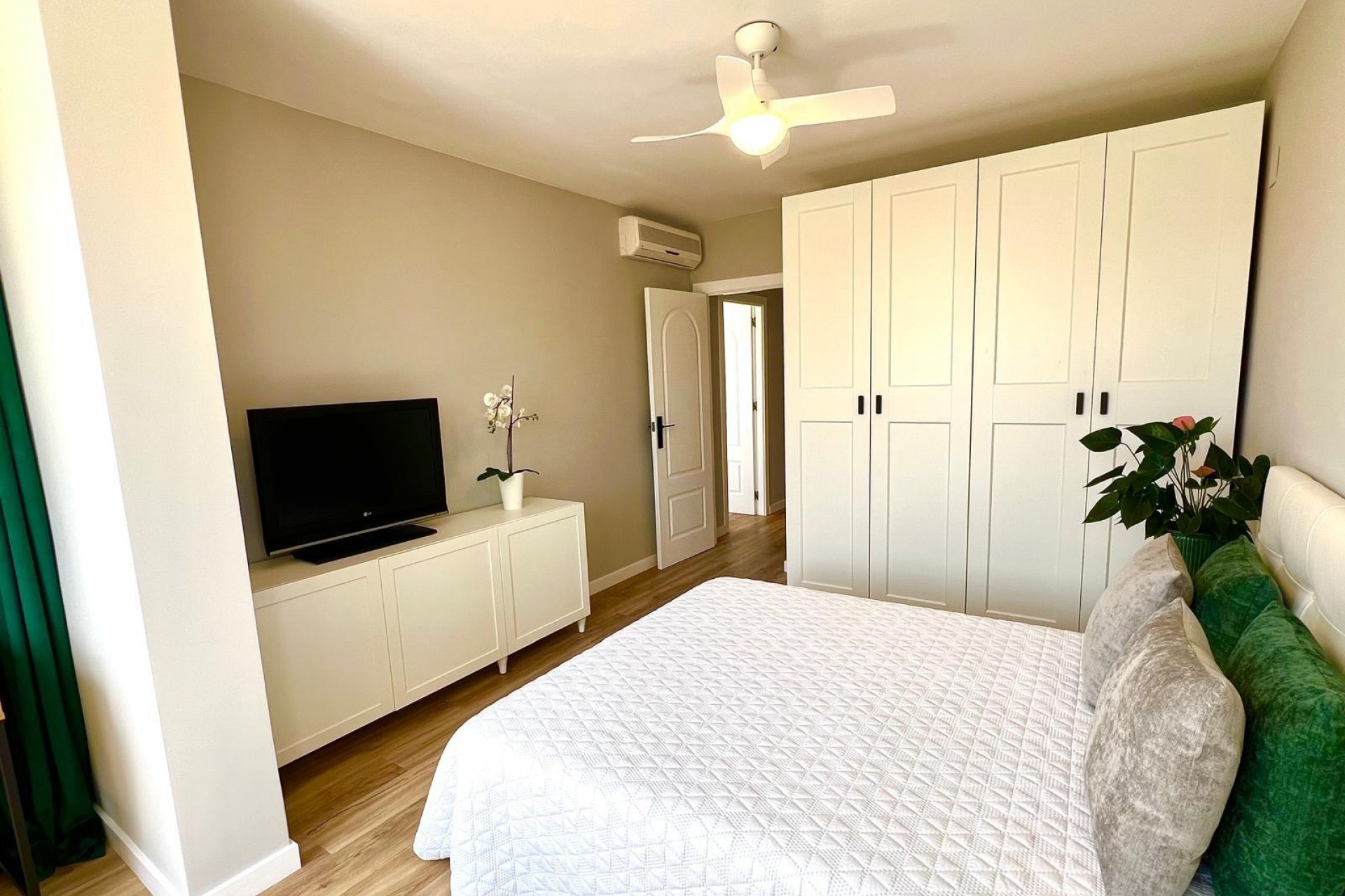 Reventa - Town House -
Orihuela - Urbanización Perla Del Mar