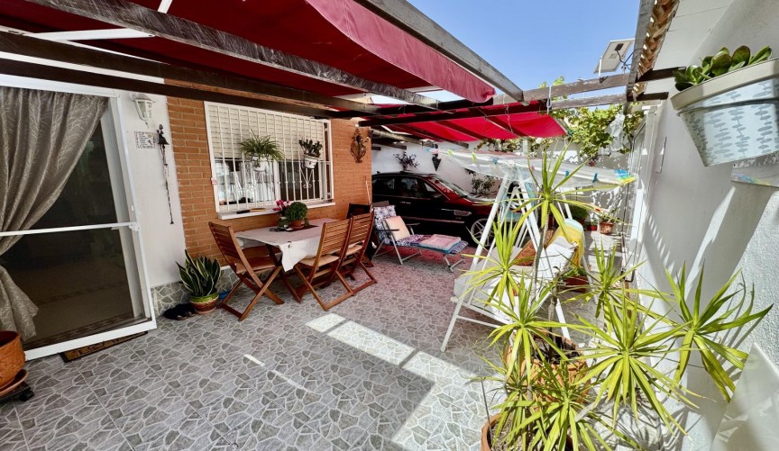 Reventa - Town House -
Orihuela - Urbanización Perla Del Mar
