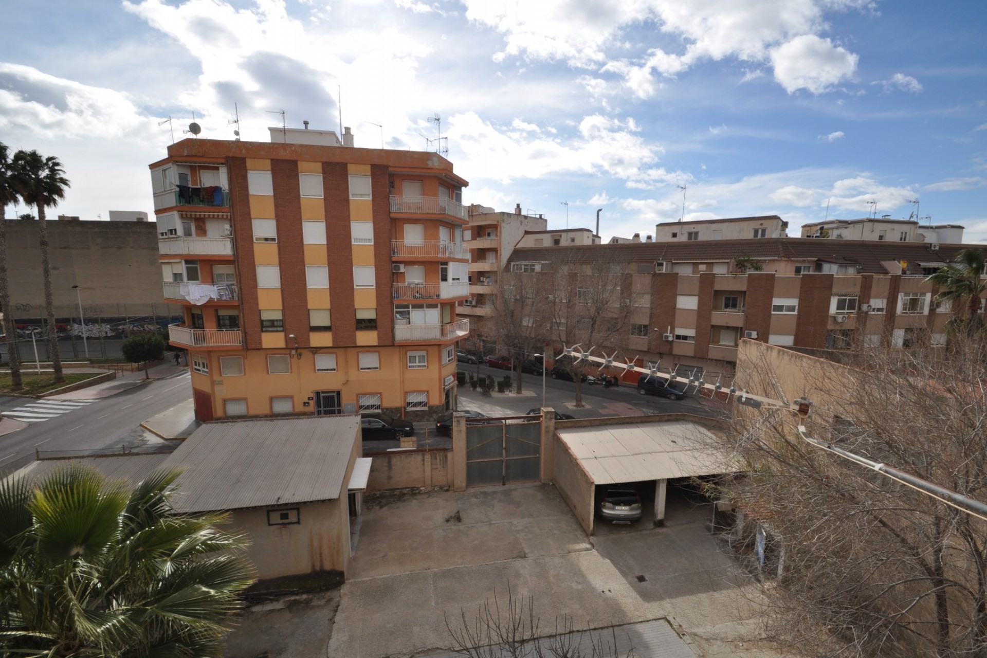 Reventa - Town House -
Petrer - Inland