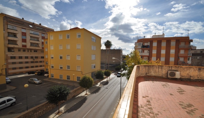 Reventa - Town House -
Petrer - Inland