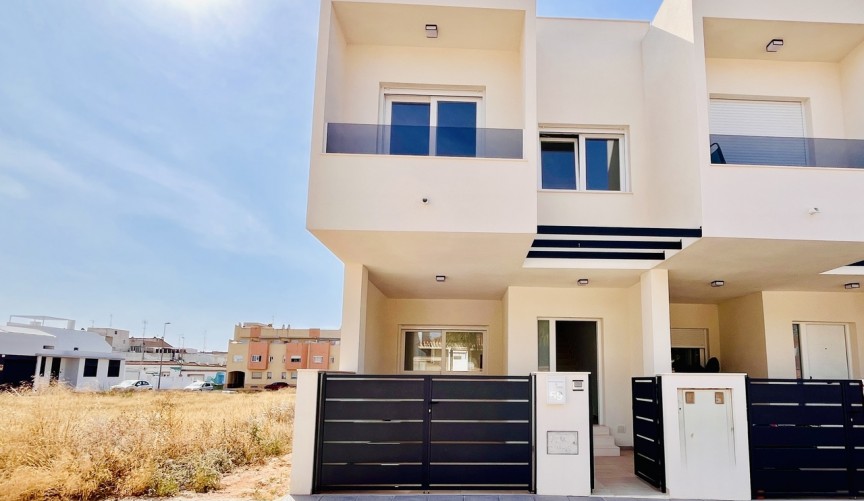 Reventa - Town House -
Pilar de la Horadada - Costa Blanca