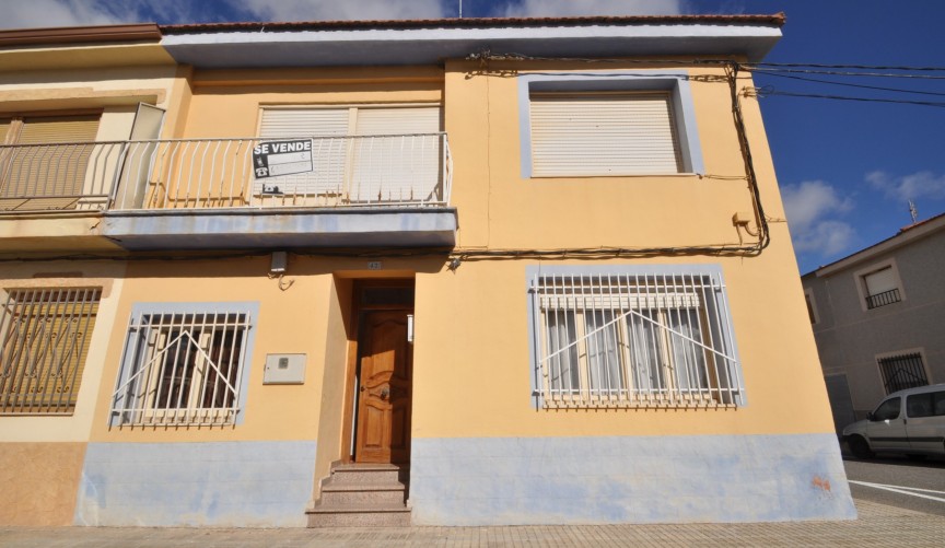 Reventa - Town House -
Pinoso - Inland