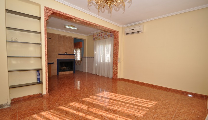 Reventa - Town House -
Pinoso - Inland